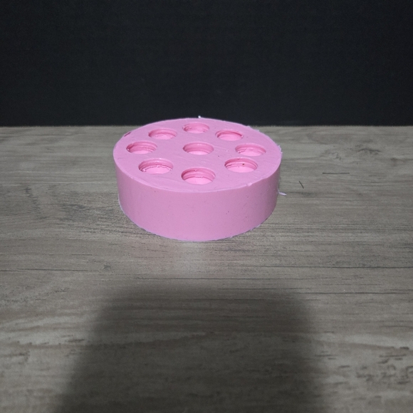Busy Bee Silicone Queen Cell Mold - Picture 4 of 4
